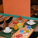 トランスコンチネンタル パリ