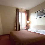 トランスコンチネンタル ホテル 2*