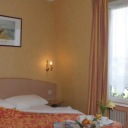 Transcontinental 2* Paris
