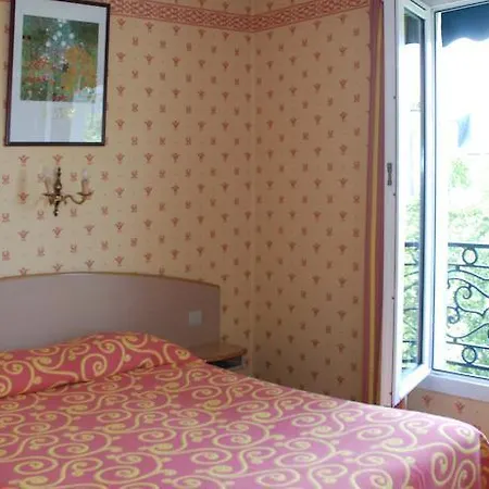 Transcontinental Hotel