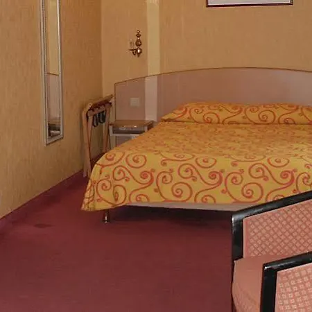 Transcontinental Hotel