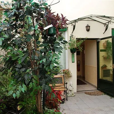Otel Transcontinental