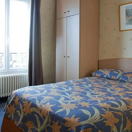 Transcontinental 2* Paříž