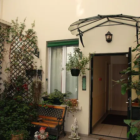 Transcontinental 2* Paříž