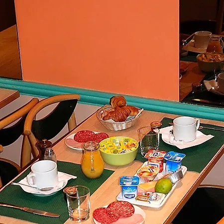 Transcontinental Hotel Parigi