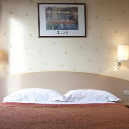 Transcontinental Hotel 2*