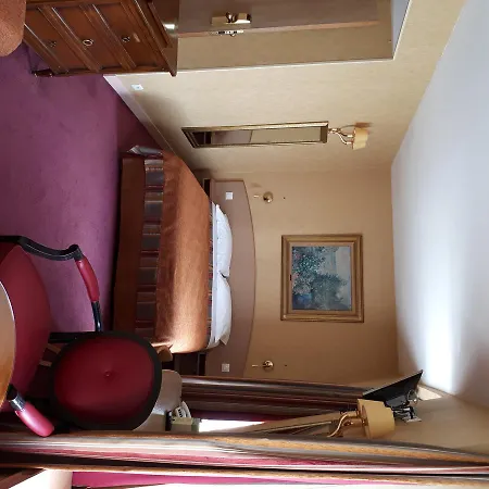 Transcontinental Hotel Paříž