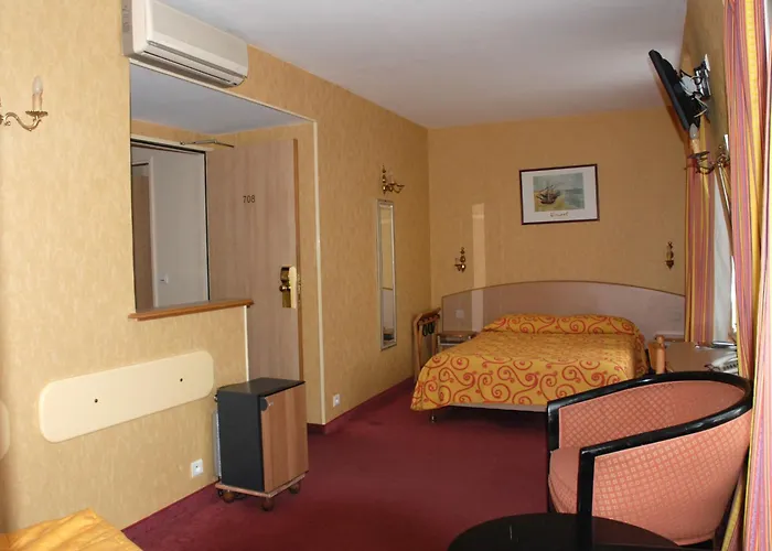 Transcontinental Hotel