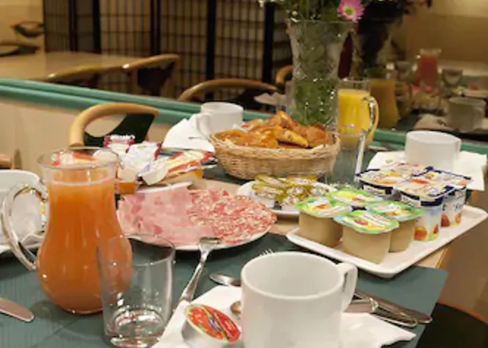 Hotel Transcontinental Paris