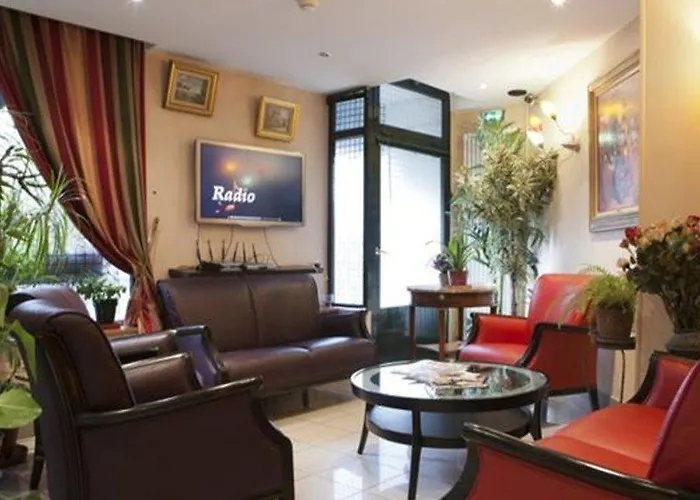 Transcontinental Hotel 2*