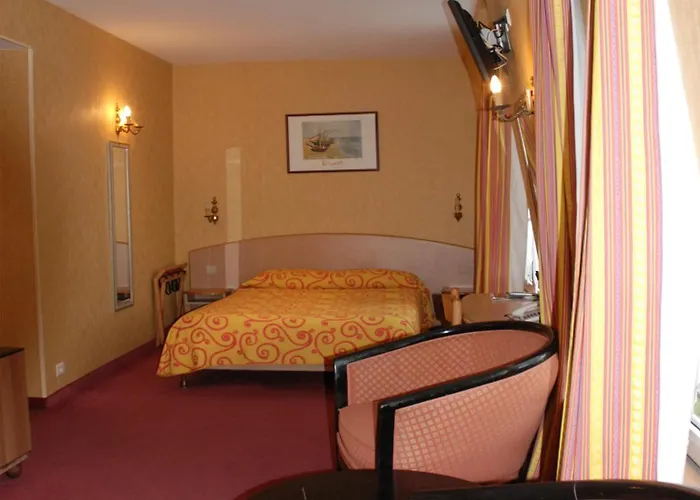 トランスコンチネンタル パリ