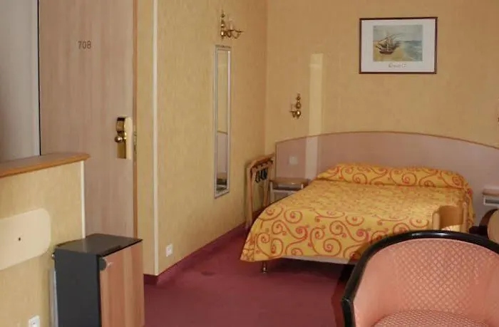 Hotel Transcontinental Paris