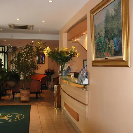 Szálloda Transcontinental