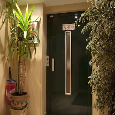 Transcontinental Szálloda 2*