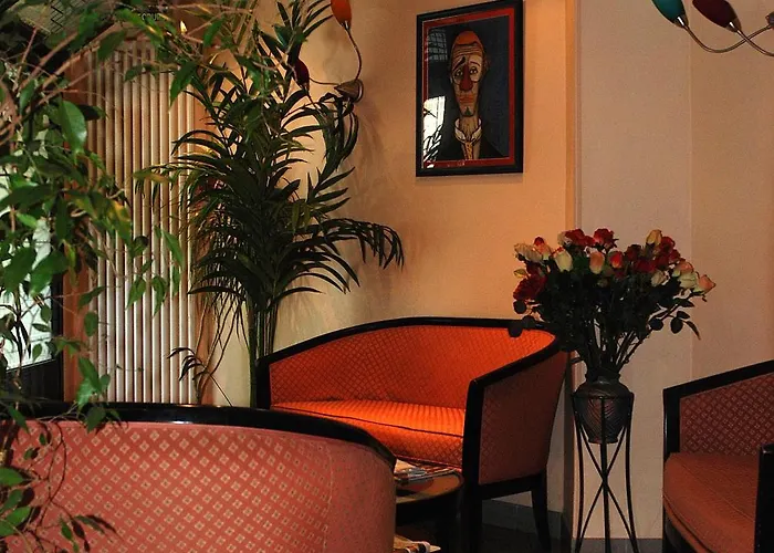 トランスコンチネンタル 2* パリ